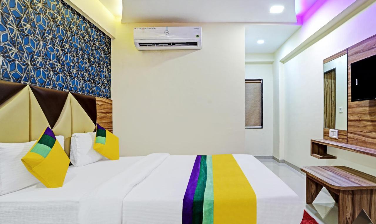 Itsy Hotels Rk Palace Vadodara Kültér fotó
