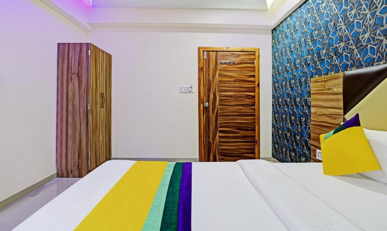 Itsy Hotels Rk Palace Vadodara Kültér fotó