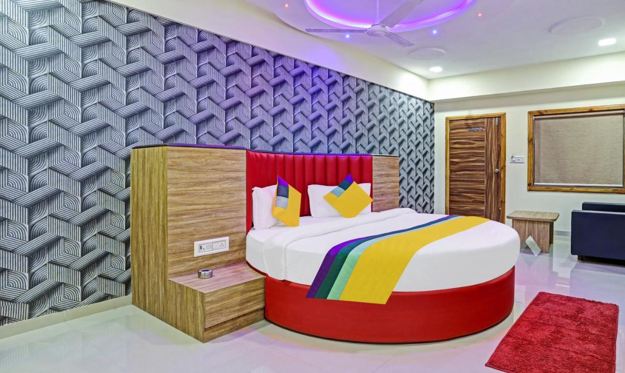 Itsy Hotels Rk Palace Vadodara Kültér fotó