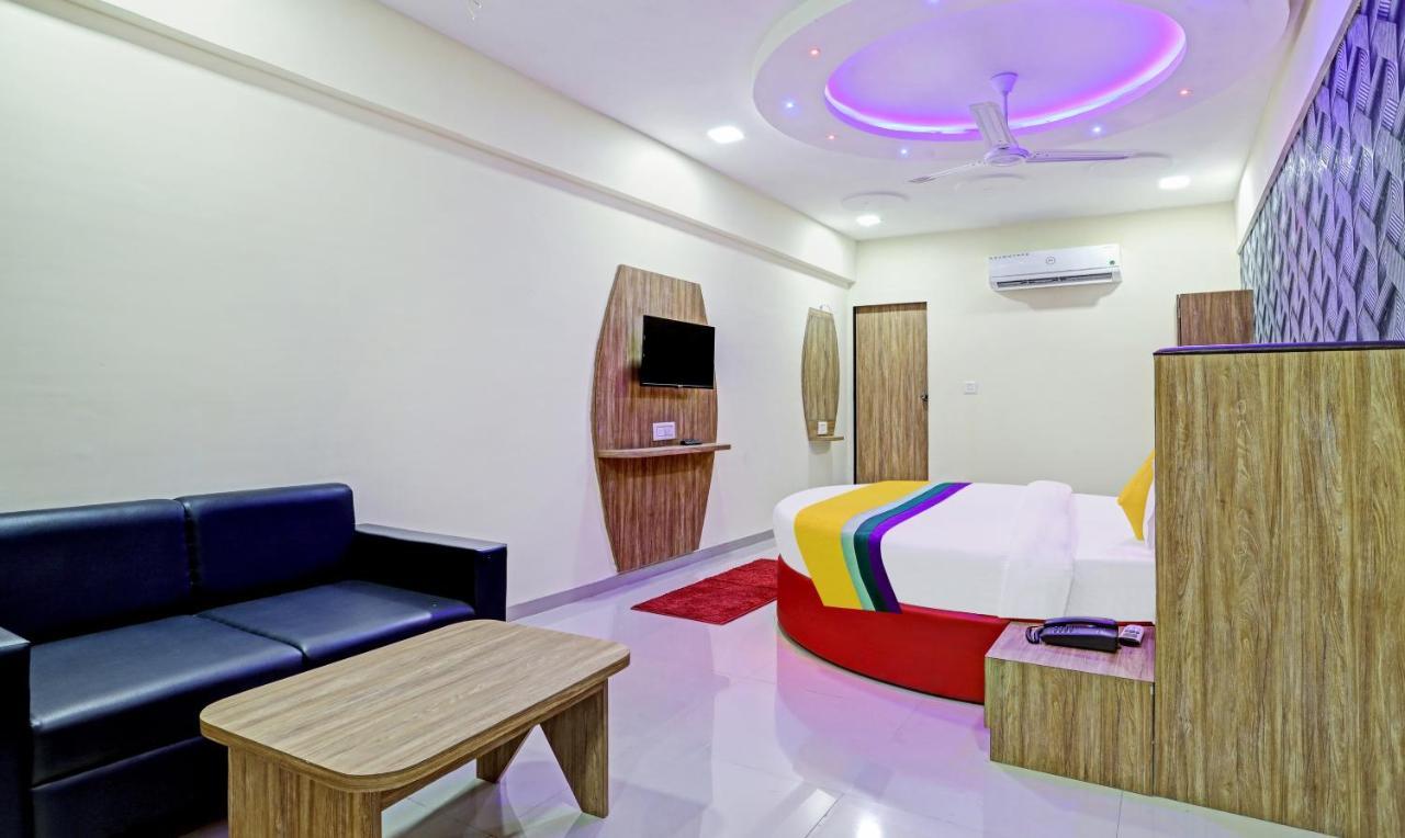 Itsy Hotels Rk Palace Vadodara Kültér fotó