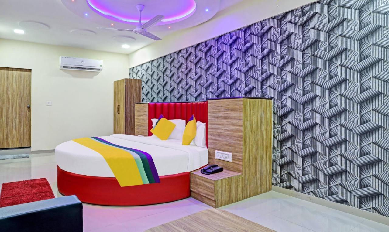 Itsy Hotels Rk Palace Vadodara Kültér fotó