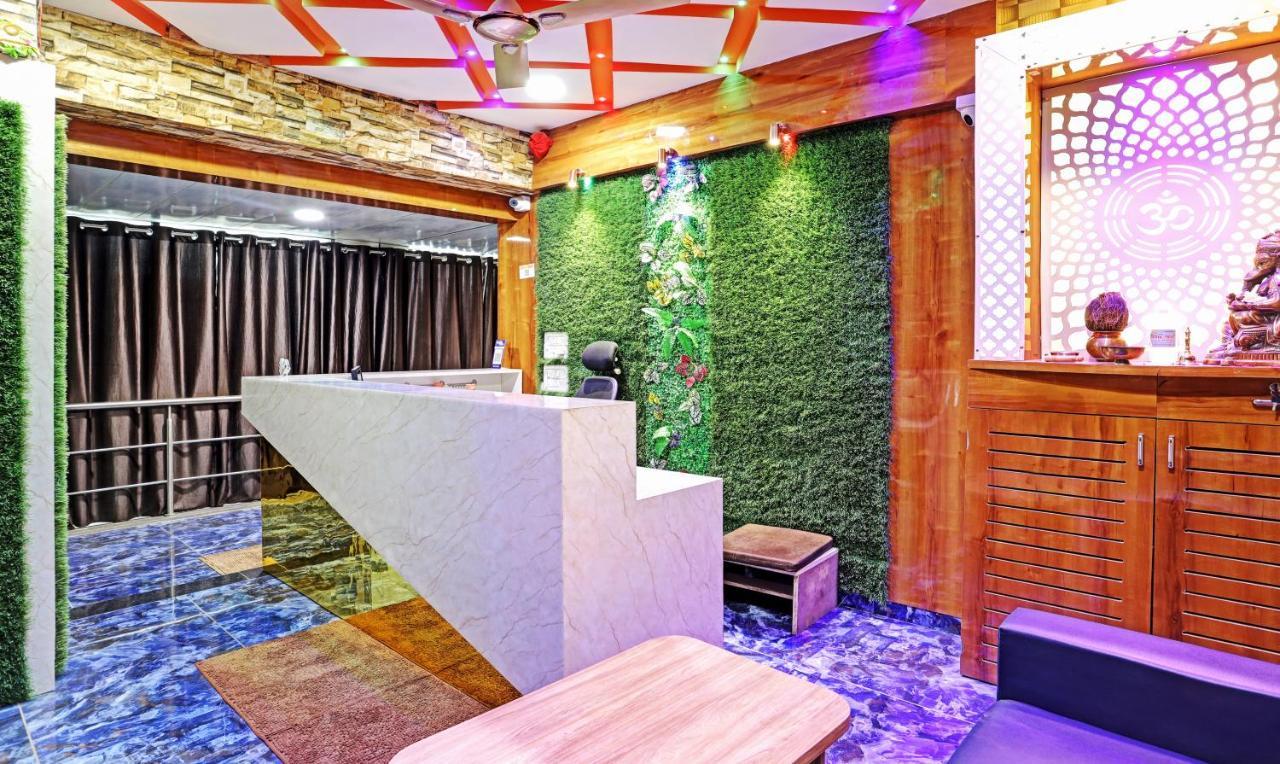Itsy Hotels Rk Palace Vadodara Kültér fotó